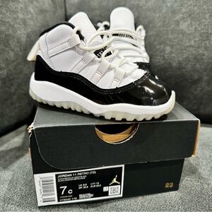JORDAN 11 Retro Toddler